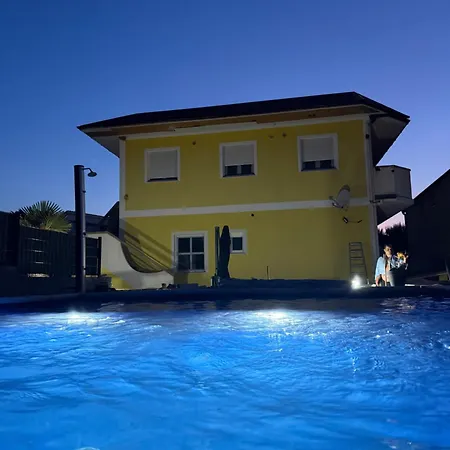 Elia Appartement Vir