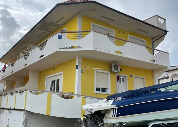 Διαμέρισμα Elia